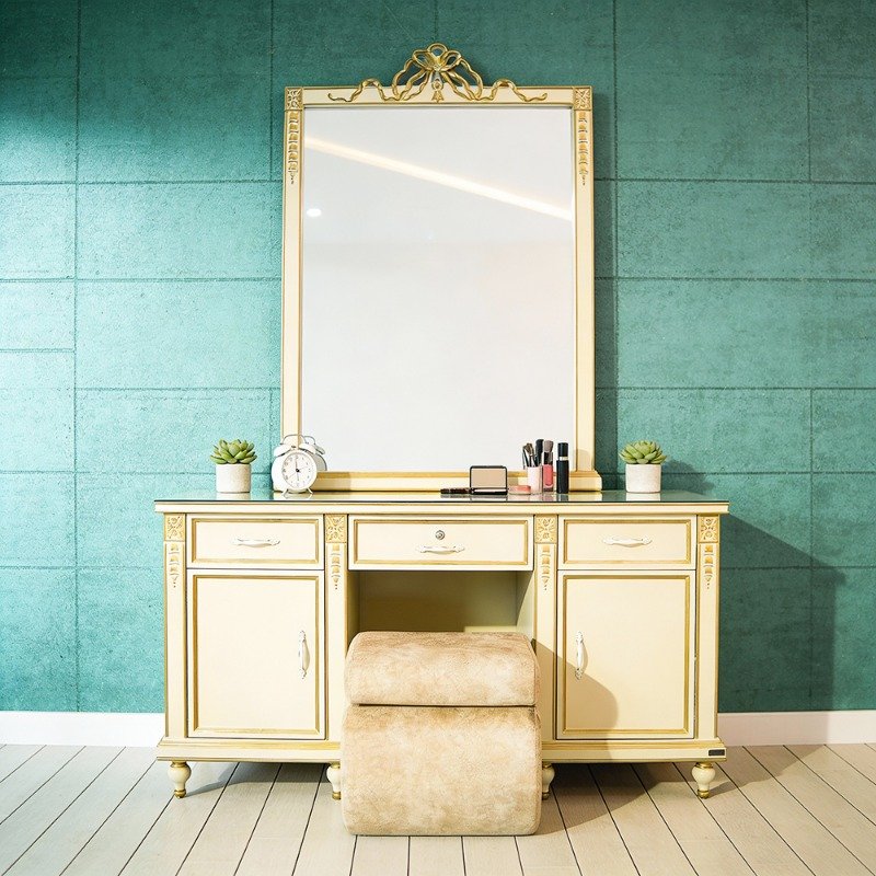 Lota Model Dressing Table