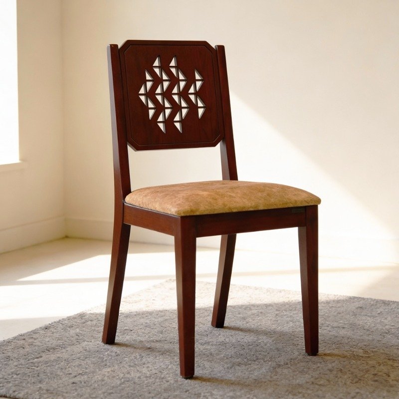 Triangle Model Dining Chair